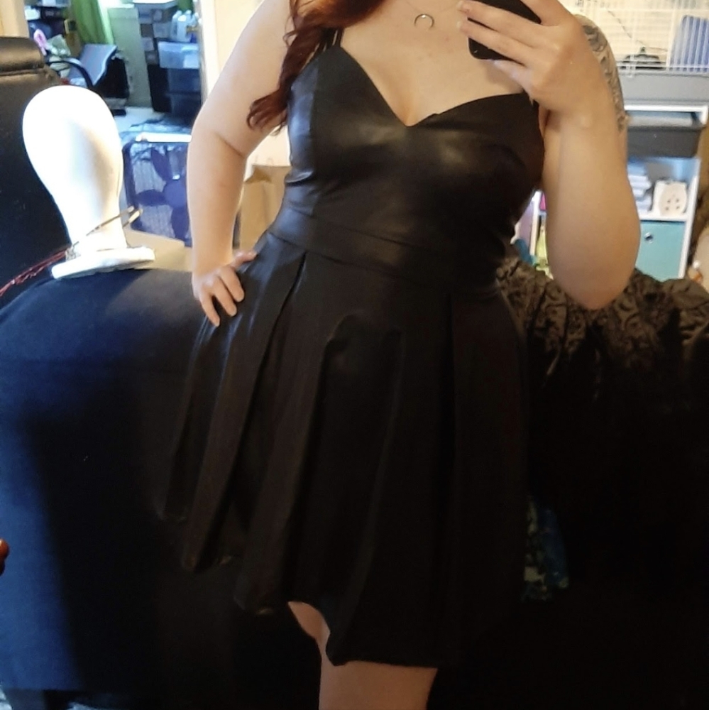 SHEIN Black Faux Leather Pleated Mini Dress